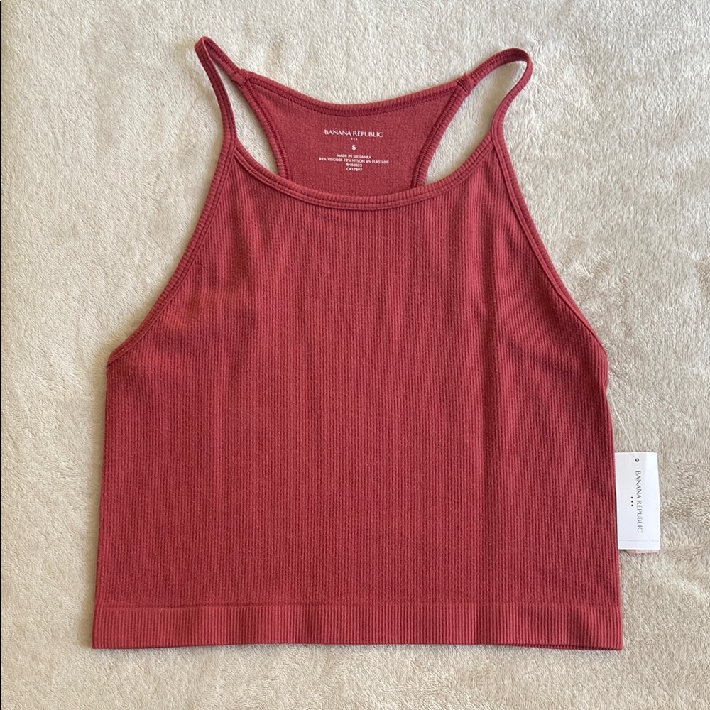 Banana Republic Ribbed Cropped Racerback Tank Top, NWT, Ruby Rose color, Small
